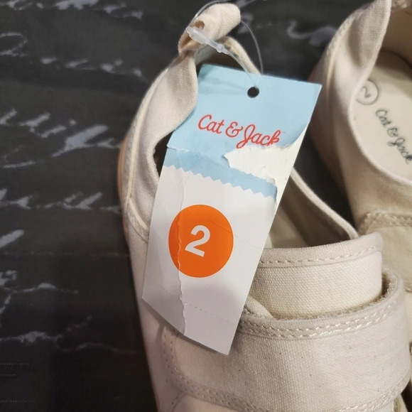Cat & Jack Haven Sneakers Off White SZ 2 - Picture 4 of 7